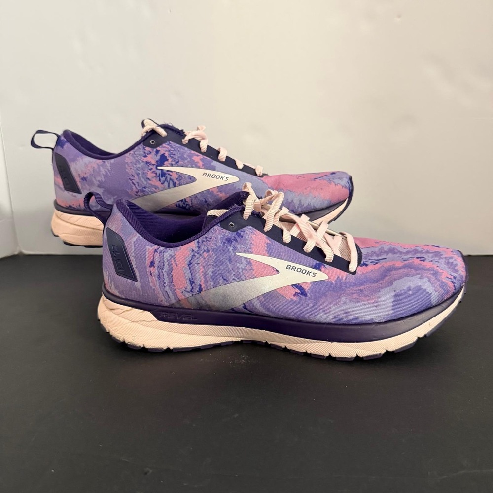 Brooks Revel 4 Together Victory Purple Pink Marble Running Shoes Size 10